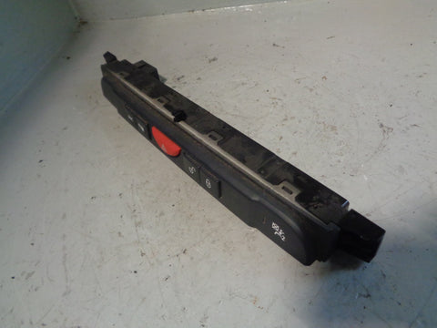 Discovery 3 Hazard Central Locking DSC Panel in Black YUL501300 Land Rover