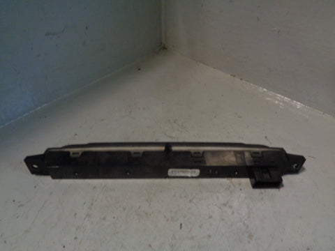 Discovery 3 Hazard Central Locking DSC Panel in Black YUL501300 Land Rover