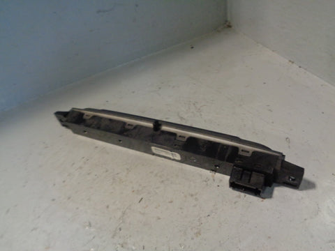 Discovery 3 Hazard Central Locking DSC Panel in Black YUL501300 Land Rover