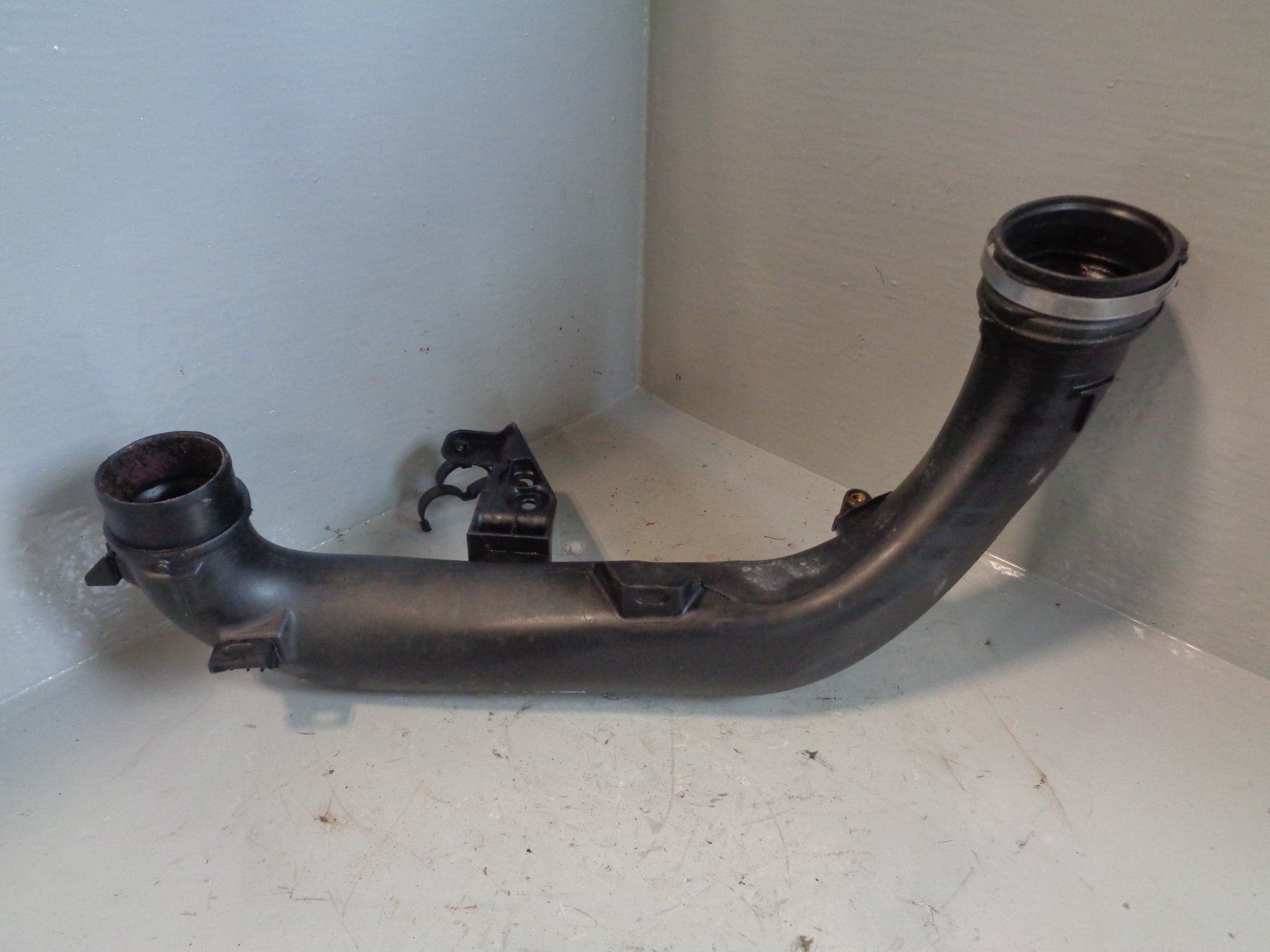Sd4 Intake Range Rover Evoque Air Intake Pipe EJ32-9C619-AB 2.2 SD4 L538 2011 to ...