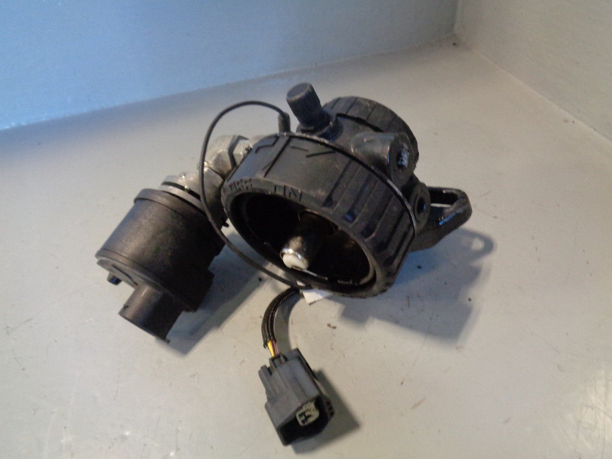 Range Rover L322 Fuel Filter Holder Housing 4.4 TDV8 2010 to 2013