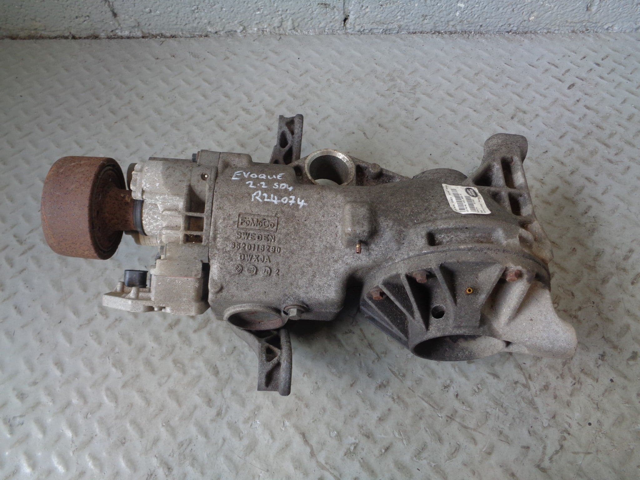 Range Rover Evoque Diff Differential Rear EJ32-4N053-AA 9 Speed 2011 t ...