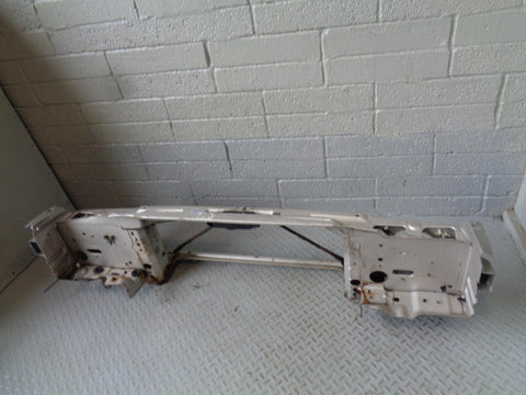 Discovery 2 Slam Front Panel Blenheim Silver Land Rover 1998 to 2002 R18044