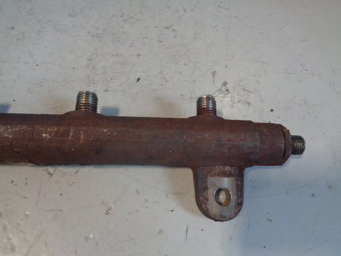 TDV8 3.6 Fuel Rail Range Rover L322 and Sport L320 6H4Q-9D280-BC Off Side
