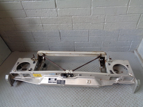 Discovery 2 Slam Front Panel Blenheim Silver Land Rover 1998 to 2002 R18044