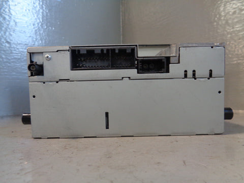 Range Rover Sport Radio CD Player Head Unit VUX500540 L320 2005 to 2009