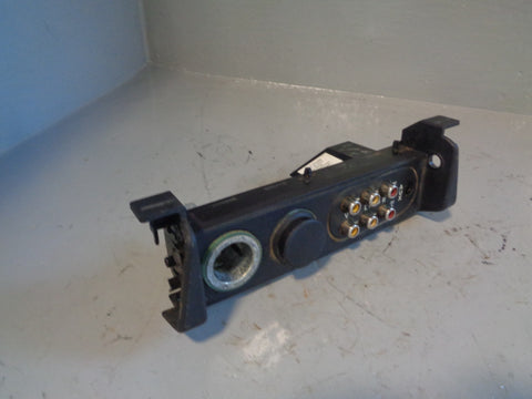 Range Rover L322 Centre Console Rear AV Ports Sockets XVN500020 2002 to 2009