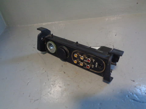Range Rover L322 Centre Console Rear AV Ports Sockets XVN500020 2002 to 2009