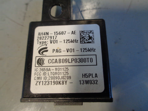 Range Rover Sport Key Set Control Module with Door Lock 2009 to 2013 L07055
