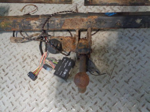 Range Rover L322 Tow Bar Single Electric with Tow Ball 2002 to 2009 L15015