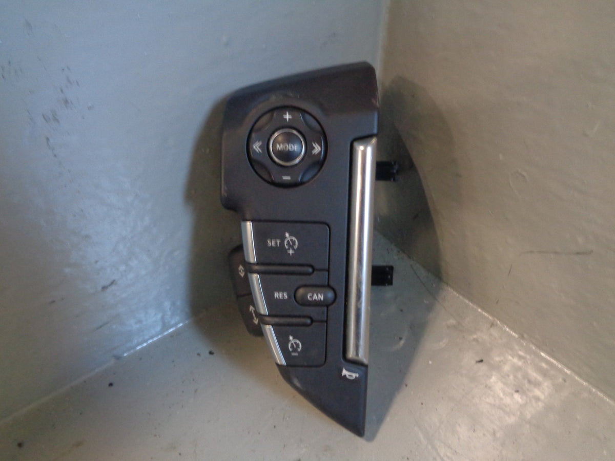 Range Rover Sport Steering Wheel Cruise Control Switches L320 CH32-13D767-BA