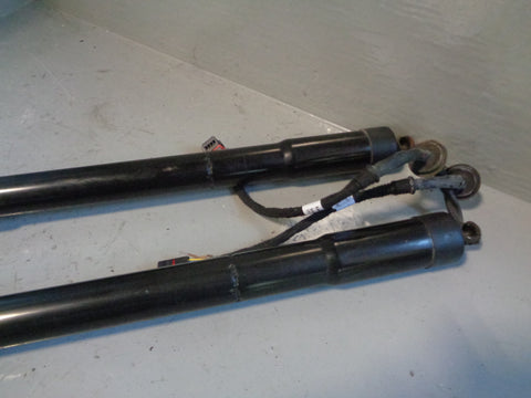 Range Rover Sport Electric Tailgate Lift Strut Pair of L320 2011 to 2013