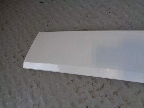 Discovery 4 Tailgate Trim External Lower Fuji White 2009 to 2014 Land Rover