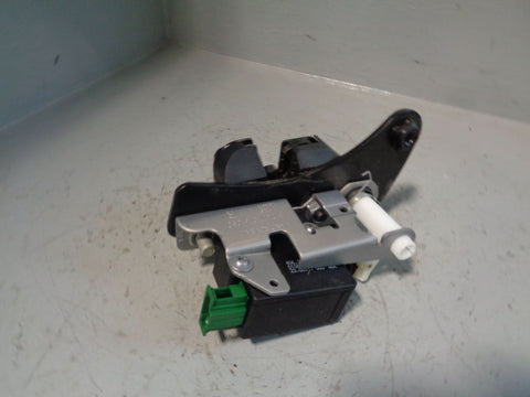 Discovery 4 Tailgate Actuator Lower Latch Off Side Land Rover 2009 to 2014