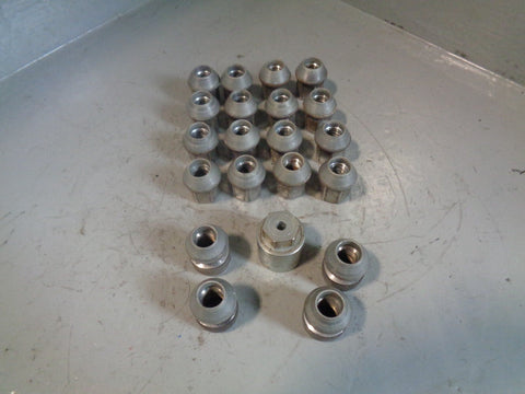 Range Rover Evoque Wheel Nuts Full Set with Locking Nuts and Key 2011 to 2018
