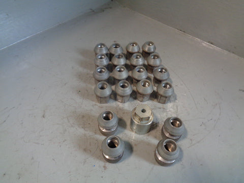 Range Rover Evoque Wheel Nuts Full Set with Locking Nuts and Key 2011 to 2018