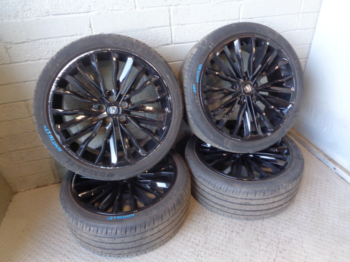 Hawke Harrier Alloy Wheels and Tyres 4 x 22" 285/35ZR22 Range Rover Sport L07055