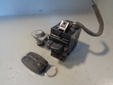 Freelander 2 Ignition Barrel with 2 Key Door Lock Land Rover 2006 to 2015 R13065