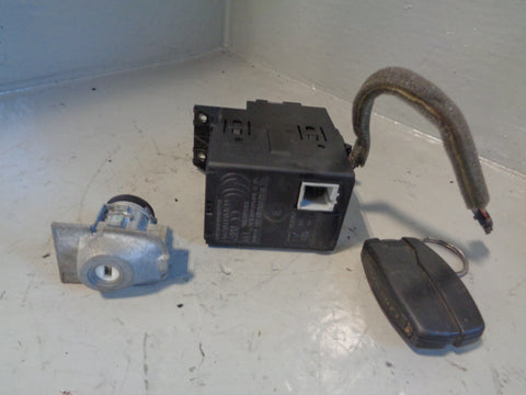 Freelander 2 Ignition Barrel with 2 Key Door Lock Land Rover 2006 to 2015 R13065