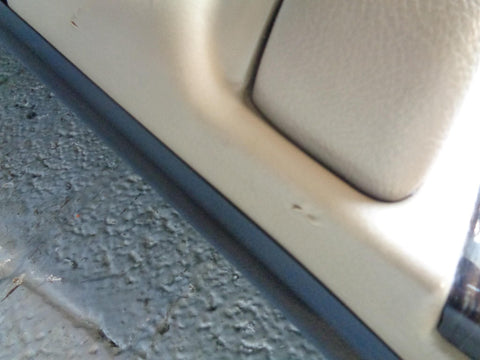 Range Rover Sport Door Cards in Beige with Wood Trim L320 2005 to 2009 K03035