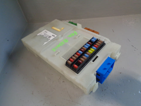 Freelander 2 2.2 TD4 Fuse Box Assembly Land Rover 2006 to 2015 R23015