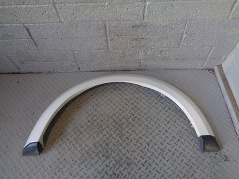 Discovery 4 Wheel Arch Trim Front Near Side Fuji White Land Rover 2009 to 2016
