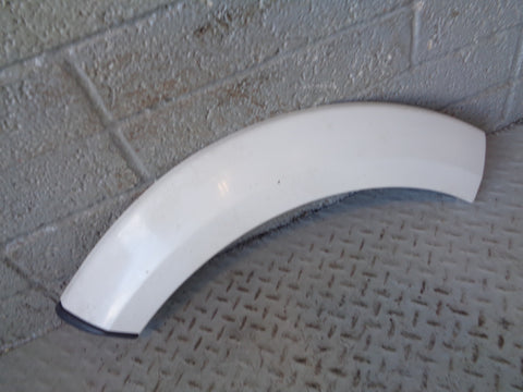 Discovery 4 Wheel Arch Trim Rear Quarter Off Side Right Fuji White Land Rover