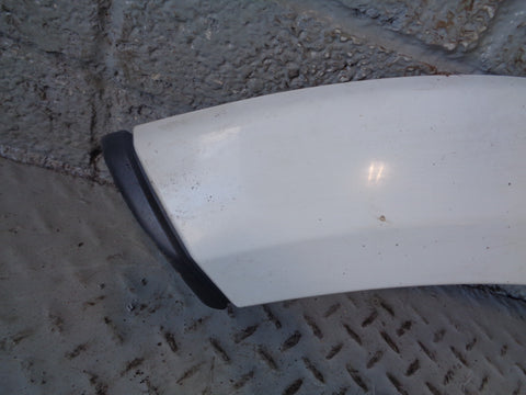 Discovery 4 Wheel Arch Trim Rear Quarter Off Side Right Fuji White Land Rover