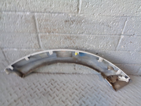 Discovery 4 Wheel Arch Trim Rear Quarter Off Side Right Fuji White Land Rover