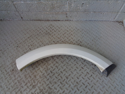 Discovery 4 Wheel Arch Trim Rear Quarter Near Side Left Fuji White Land Rover