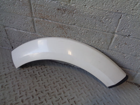 Discovery 4 Wheel Arch Trim Rear Quarter Near Side Left Fuji White Land Rover