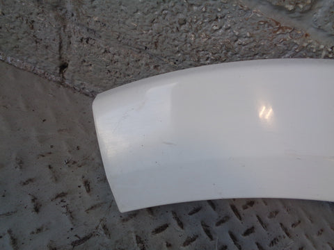 Discovery 4 Wheel Arch Trim Rear Quarter Near Side Left Fuji White Land Rover