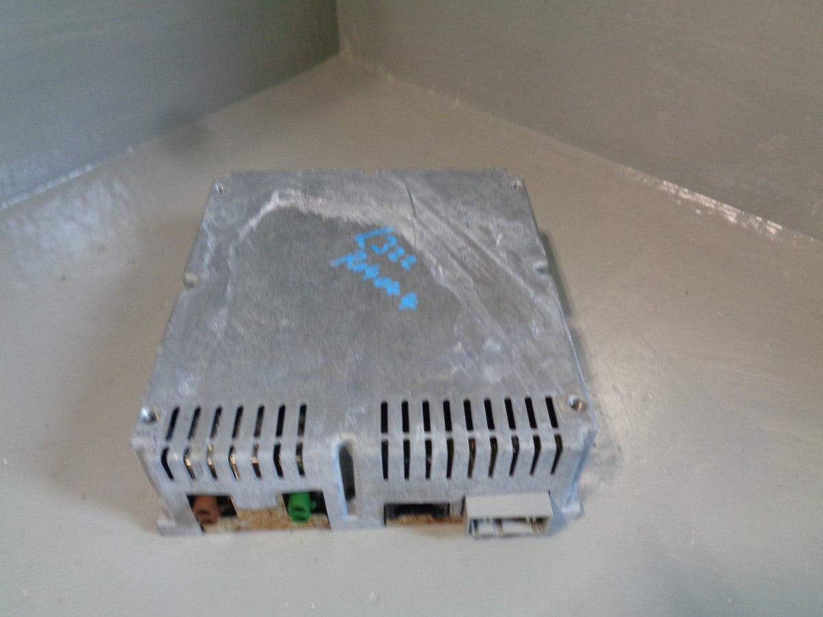 Range Rover L322 TV hybrid Module ECU Land Rover UH42-19C063-BC 2006 to 2009