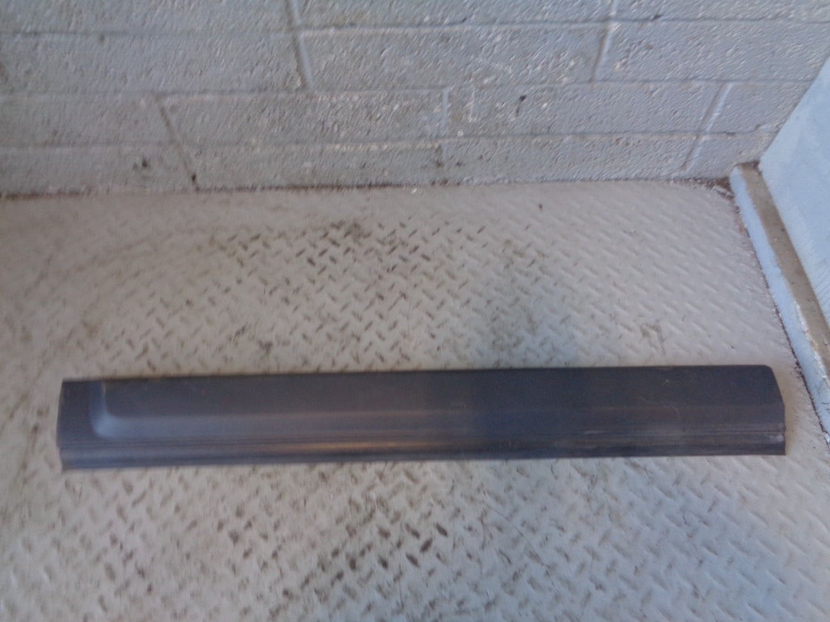 Discovery 4 Lower Door Trim Front Near Side Land Rover 2009 to 2014
