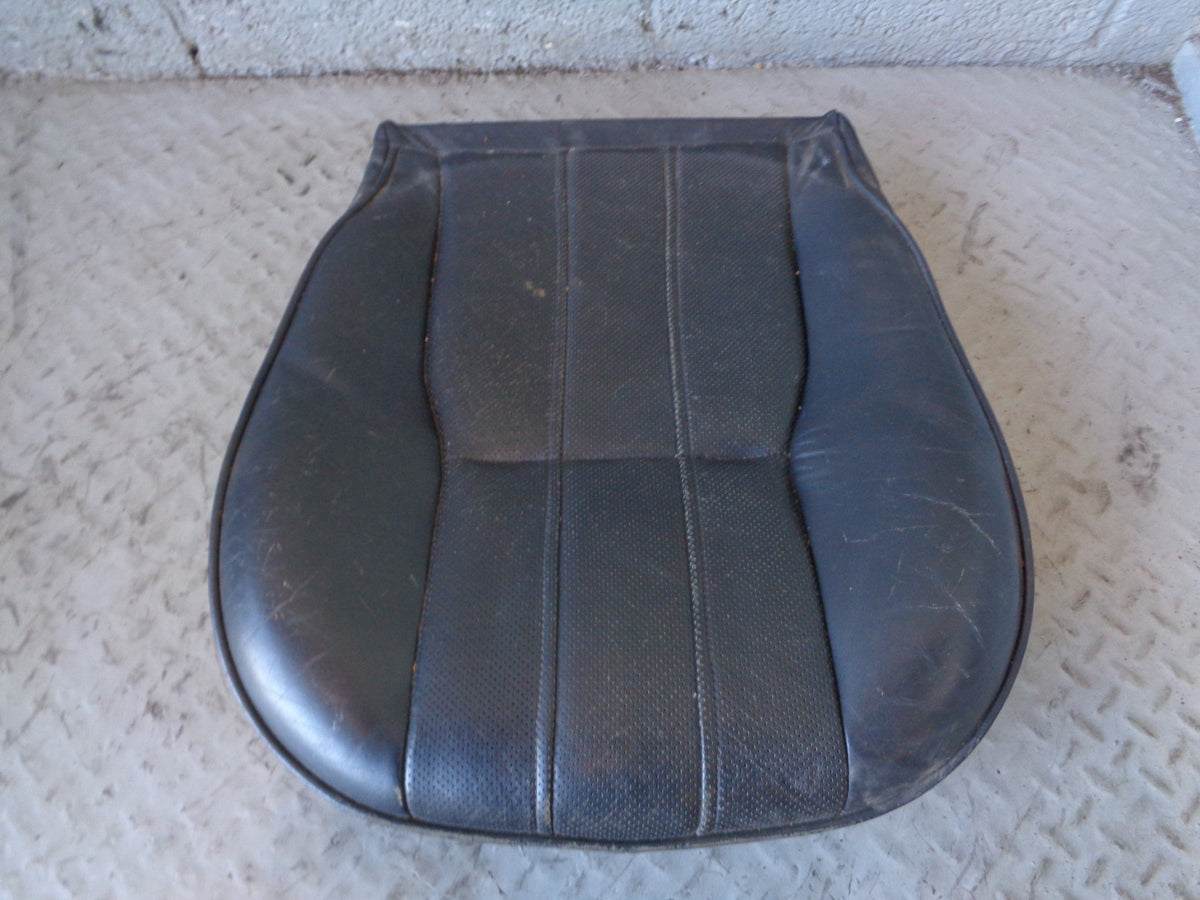 Range Rover L322 Seat Padded Base Near Side Front Black Leather Facelift R01045