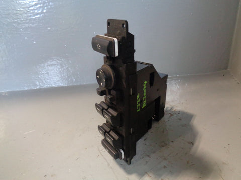 Range Rover L322 Window Switch Pack Off Side Front YUD000300PUY 2002 to 2010