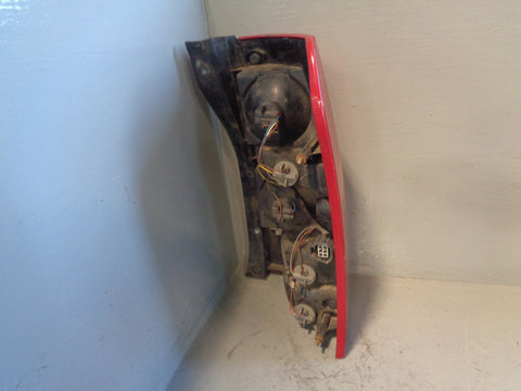 Discovery 3 Tail Light Cluster Near Side Rear XFB000573 2004 to 2009 K07045