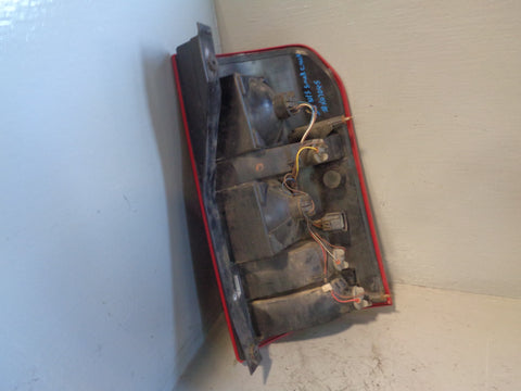 Discovery 3 Tail Light Cluster Near Side Rear XFB000573 2004 to 2009 K07045