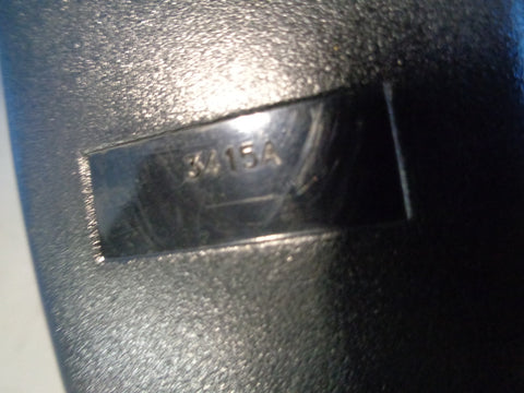 Discovery 3 Seat Belt Buckle Clasp 2nd Row Near Side Rear Type 2 2004 to 2007