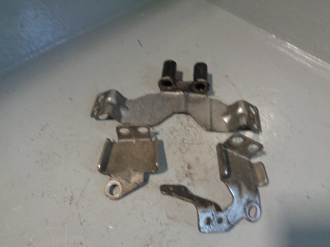 Discovery 4 Exhaust Crossover Link Pipe Bracket TDV6 Land Rover 8 Speed