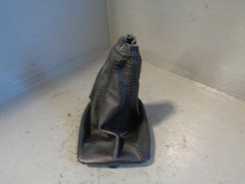 Discovery 3 Gearstick Gaiter Leather Manual L319 Land Rover 2004 to 2009