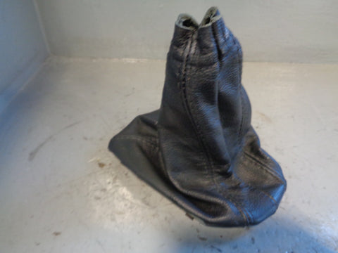 Discovery 3 Gearstick Gaiter Leather Manual L319 Land Rover 2004 to 2009