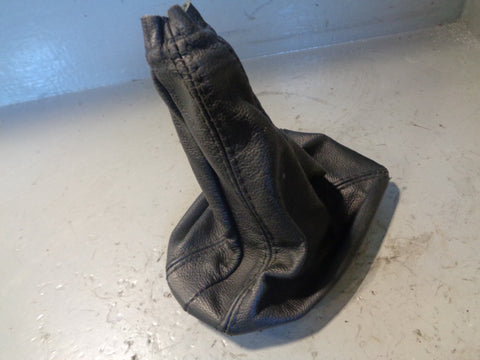 Discovery 3 Gearstick Gaiter Leather Manual L319 Land Rover 2004 to 2009