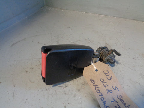 Discovery 3 Seat Belt Buckle Clasp 2nd Row Off Side Rear Type 2 2004 to 2007