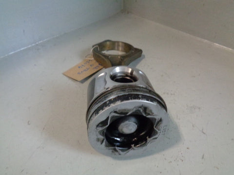 Range Rover L322 Piston x 1 with Con Rod 4.4 TDV8 448DT Oversize +0.50mm 2010 to 2013