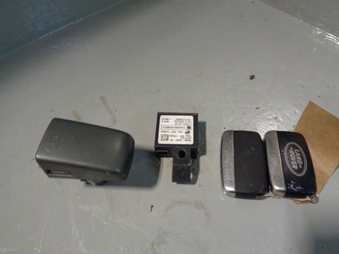 Discovery 4 Key Remote and Blade with Door Lock Land Rover 2009 to 2014 L11124
