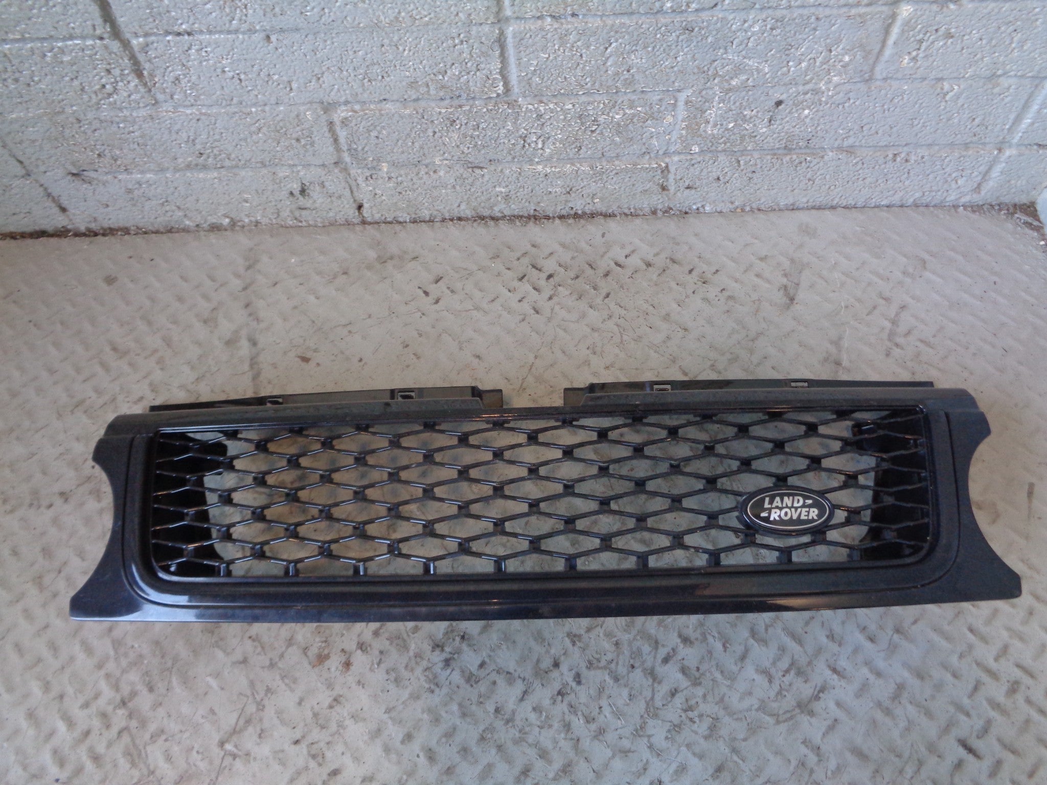 Range Rover Sport Front Grille Facelift in Black Autobiography L320 20 ...