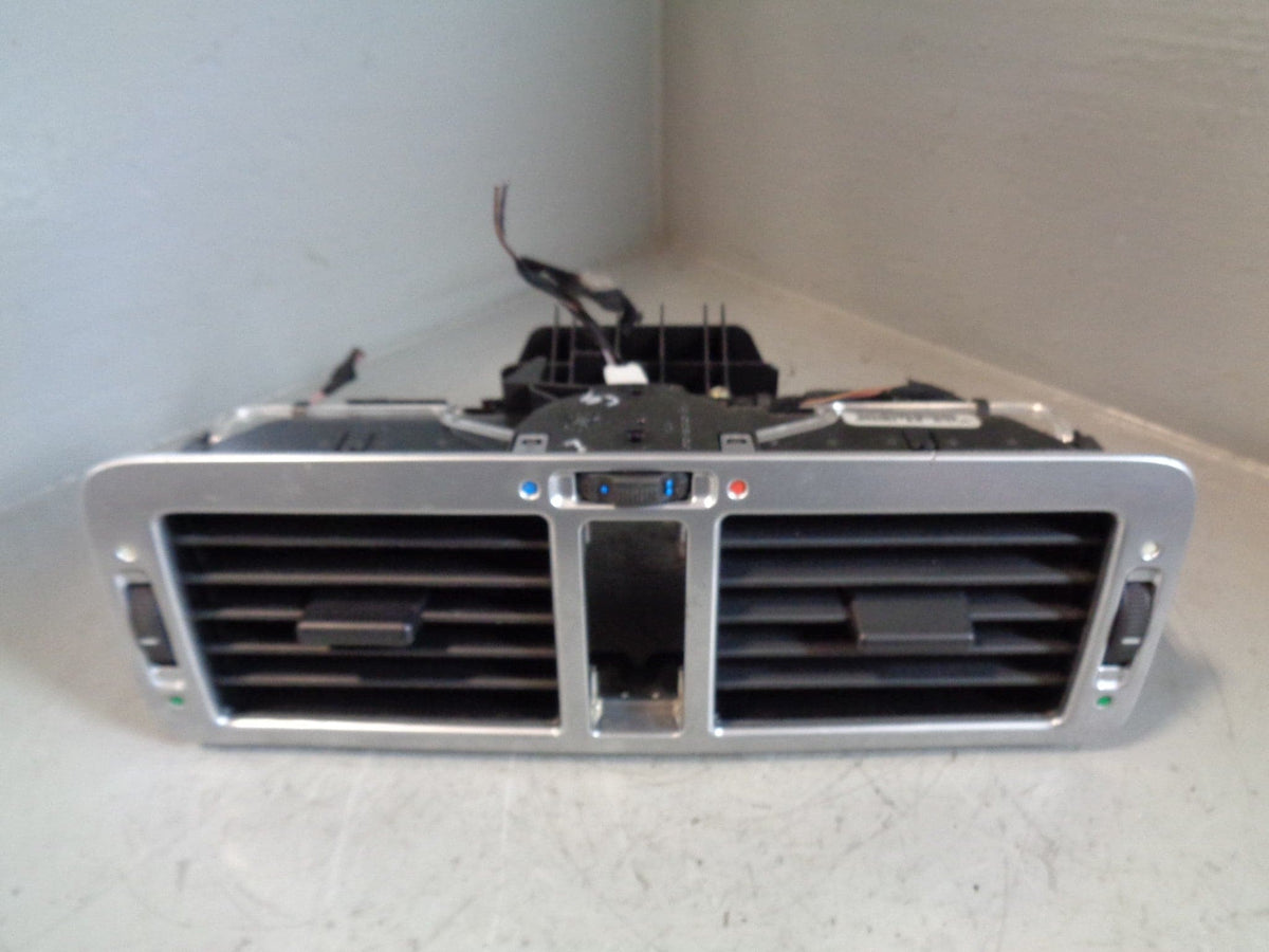 Range Rover L322 Dashboard Centre Air Vents JBD000022PUY 2002 to 2006
