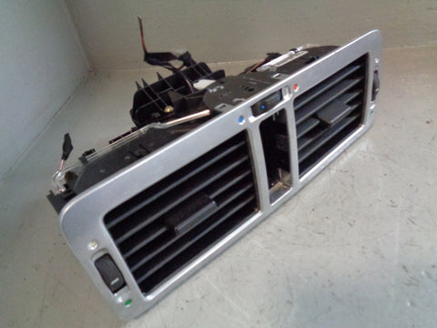 Range Rover L322 Dashboard Centre Air Vents JBD000022PUY 2002 to 2006