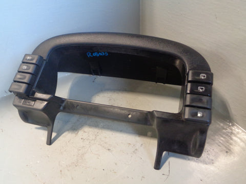 Discovery 2 Instrument Surround Speedo in Black Land Rover 1998 to 2004 R05035
